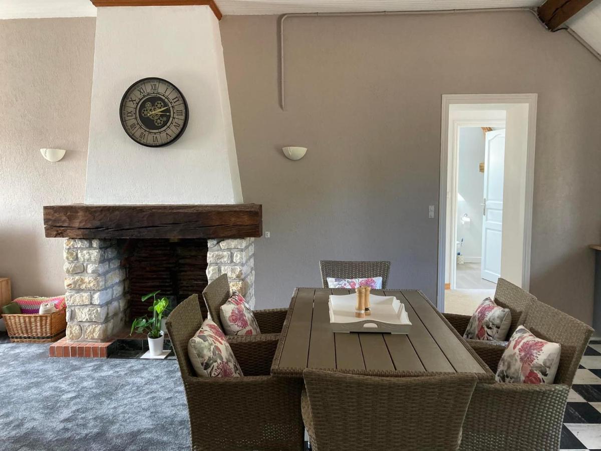 Lac De Lumiere. Relax With Rural Lakeside Living Herry 外观 照片